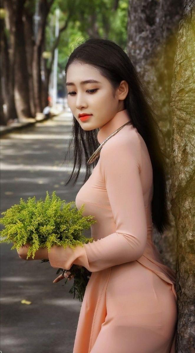 Hình ảnh đẹp gái xinh ngực to mới vai sắc đẹp
