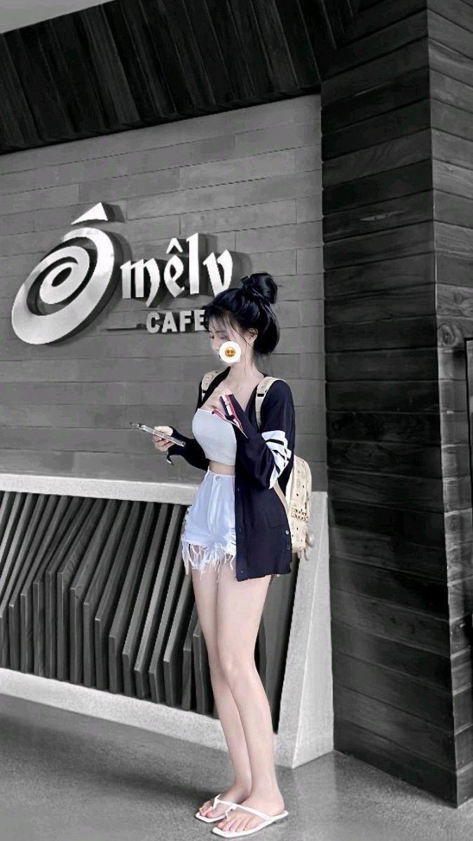 Gái Xinh Ngực To Người Mẫu Cre Tik Tok