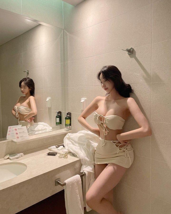 Gái Đẹp Mặc Nội Y
