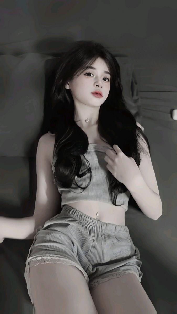 Gái Cực Xinh Với Ngực To