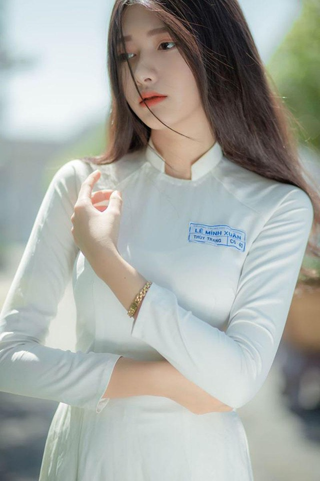 Gái Xinh Áo Dài Trắng Live