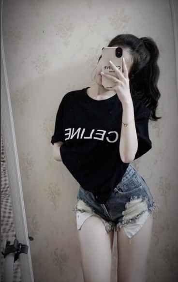 Gái xinh xinh trong thời trang mới