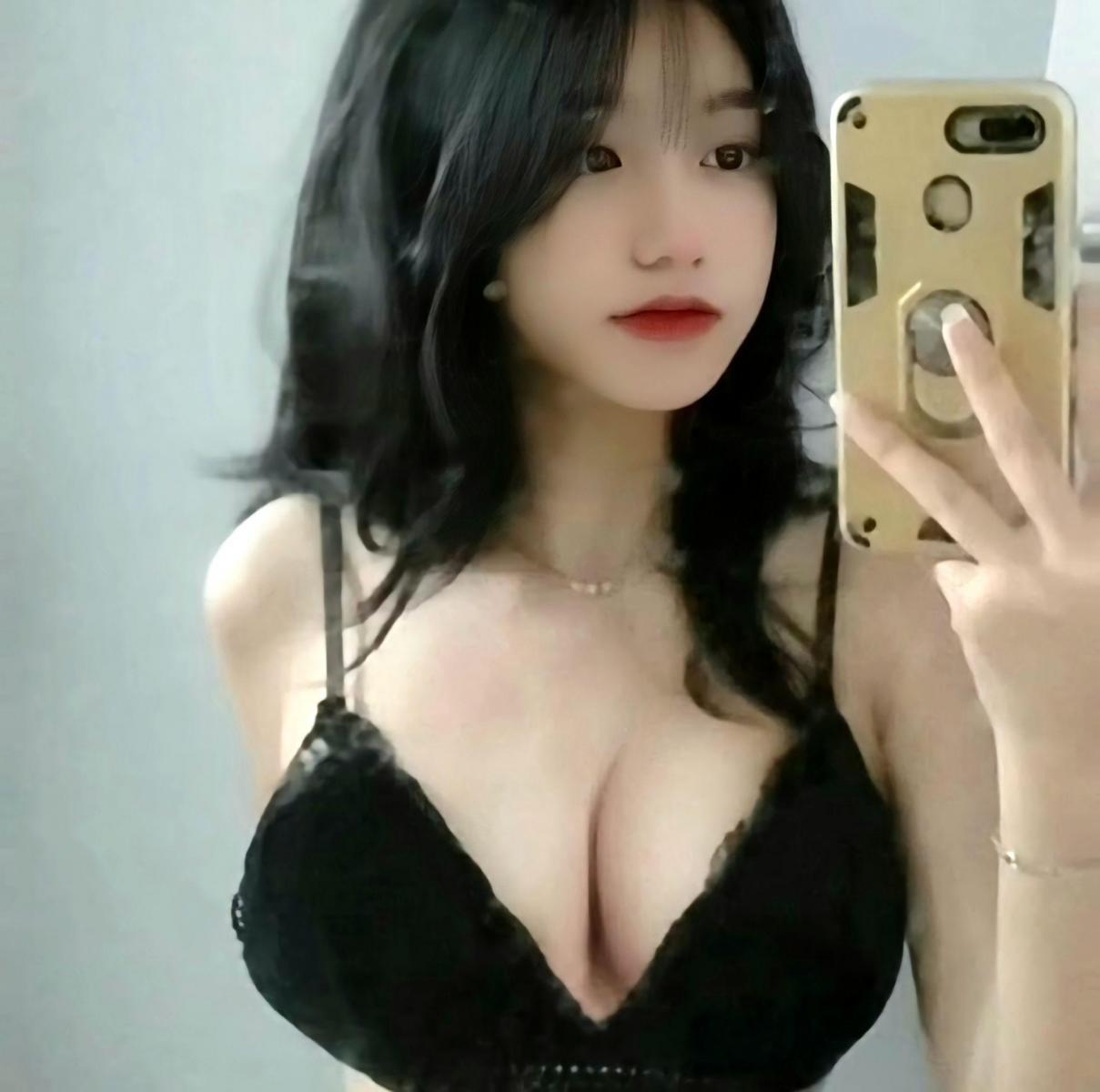 Ảnh gái xinh ngầu trong đồ lót đẹp