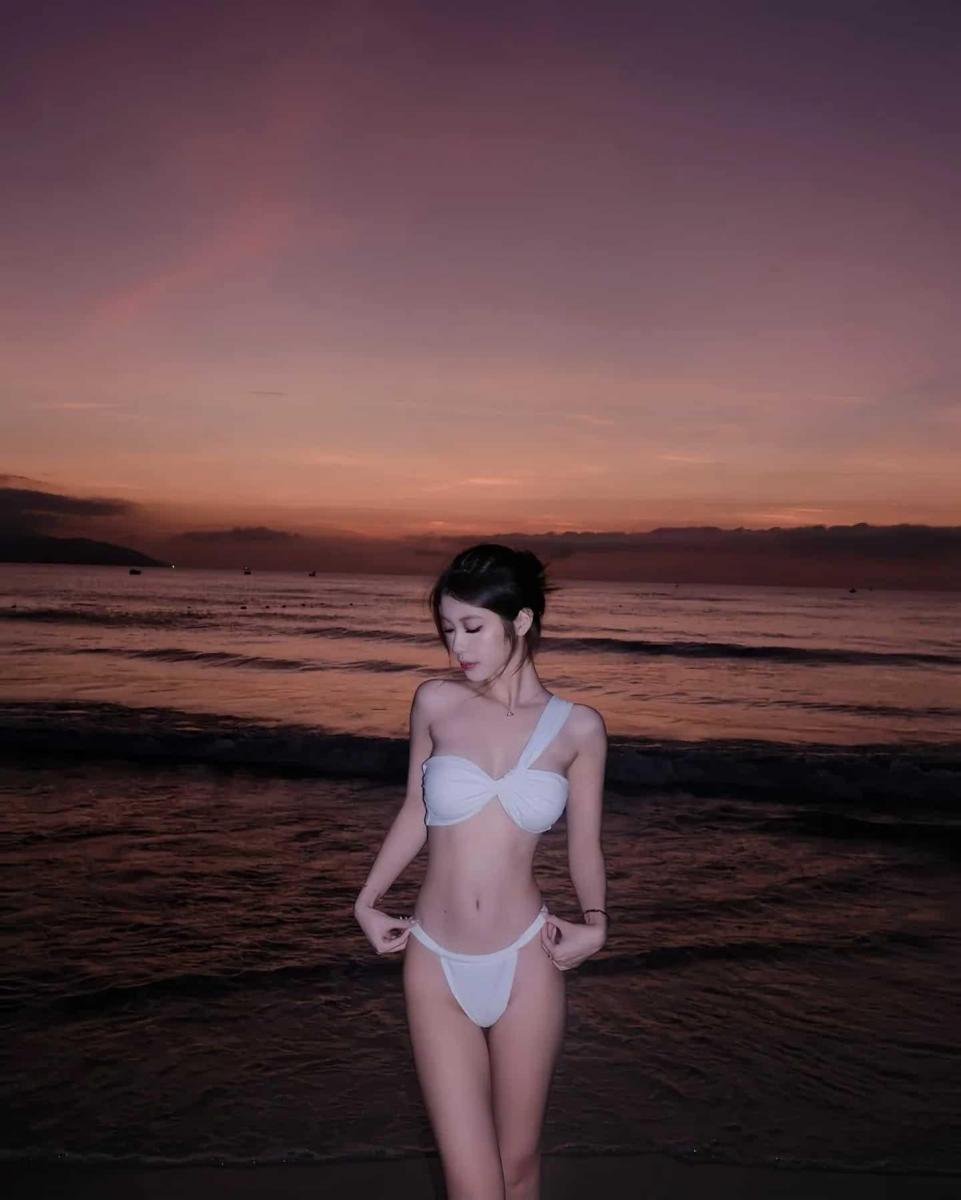 Gái Xinh Mặc Đồ Lót