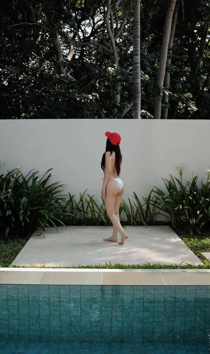 Gái Xinh Hở Mu Tóc Dài Và Ngắn