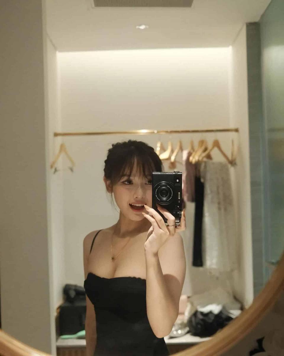 Bé gái xinh đẹp trong bộ ảnh con gái xinh