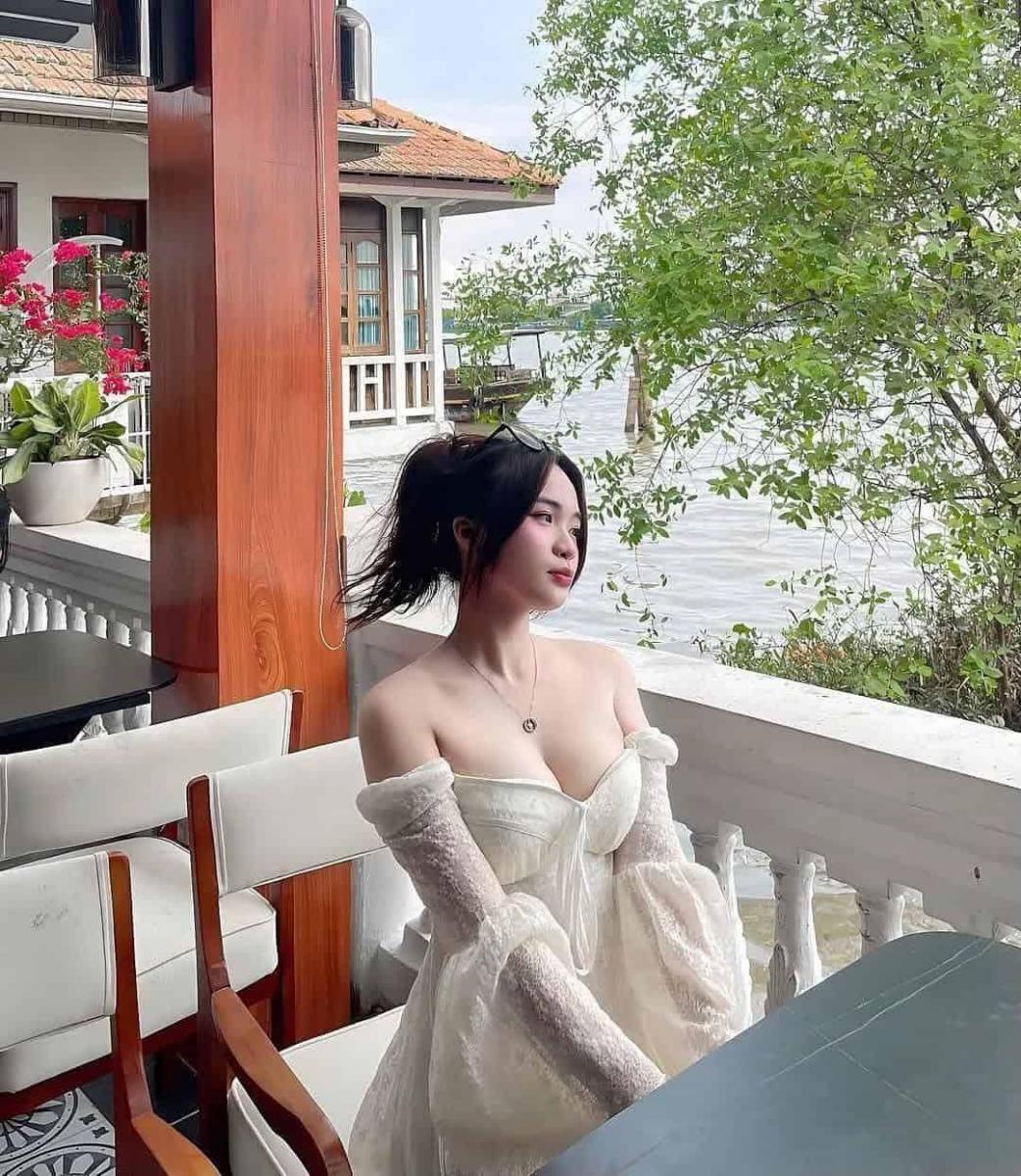 Gái Xinh Áo Tắm Và Hình Gái Xinh Áo Dài