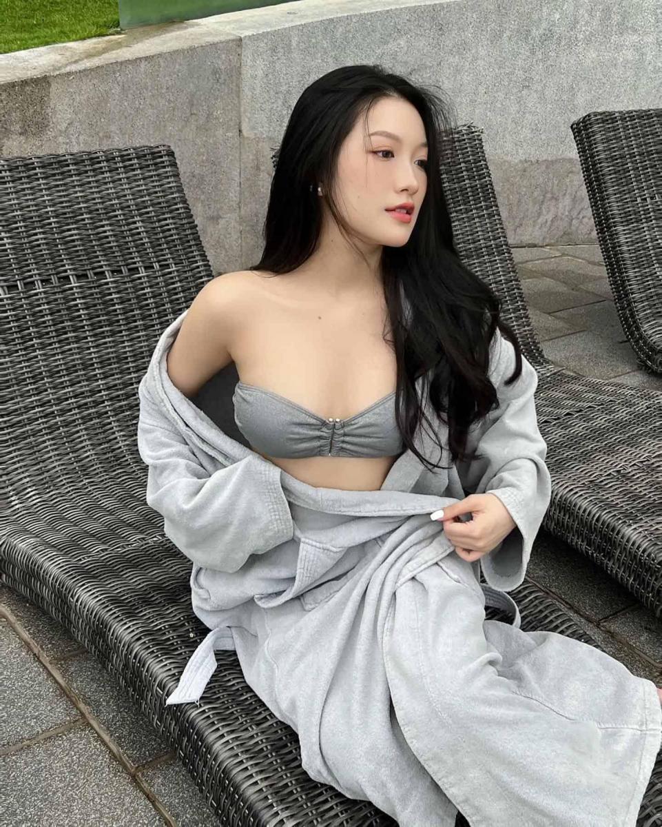 Gái Xinh Cô Trang