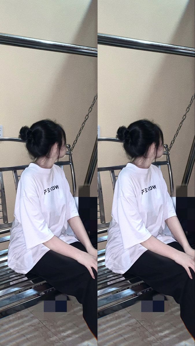 Ảnh gái trẻ mặc áo phông rộng và quần culottes