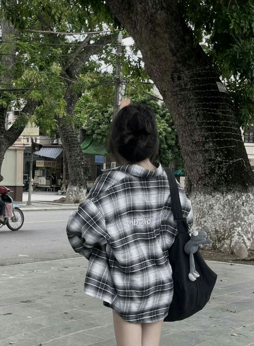 Gai Xinh Che Mat - Áo Sơ Mi Caro