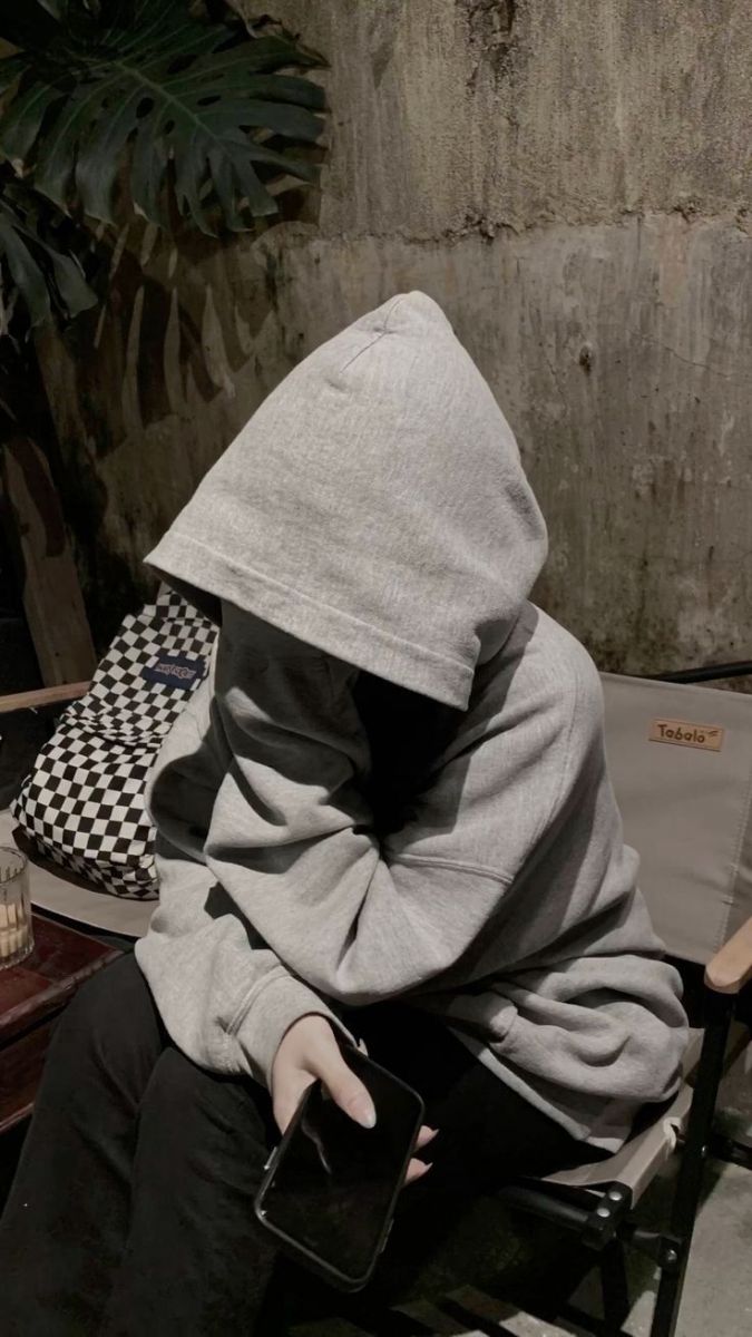 Gai Xinh Che Mat - Áo Hoodies
