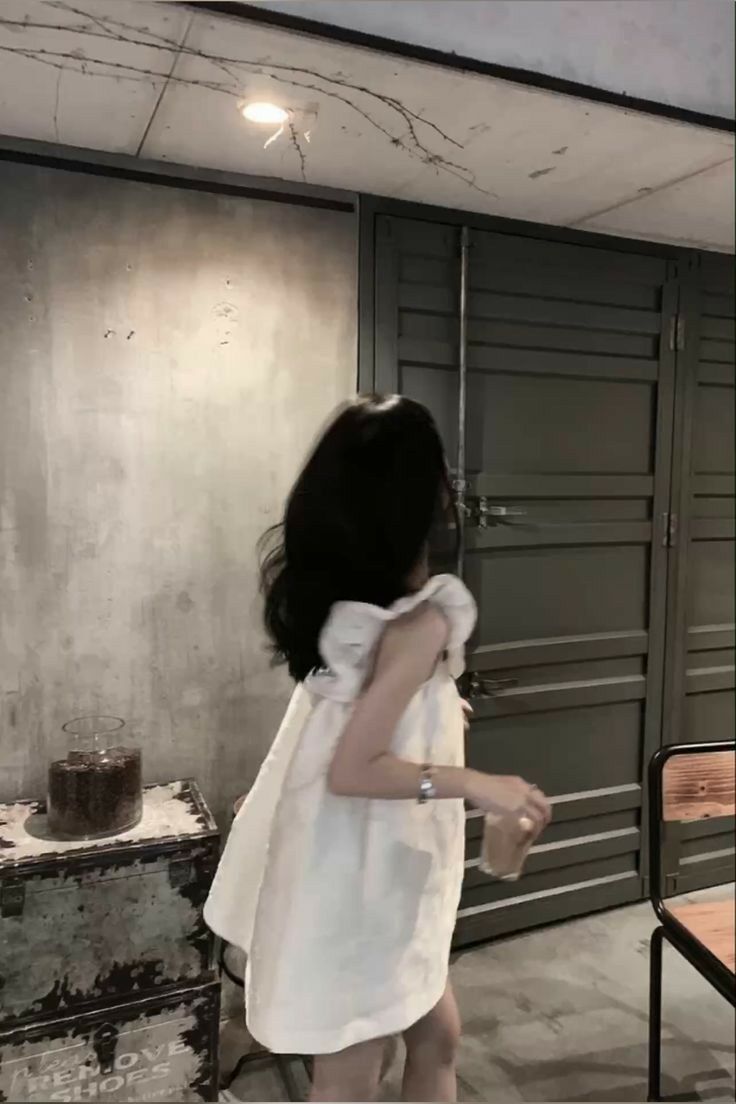 Gai Xinh Che Mat - Chụp Ảnh