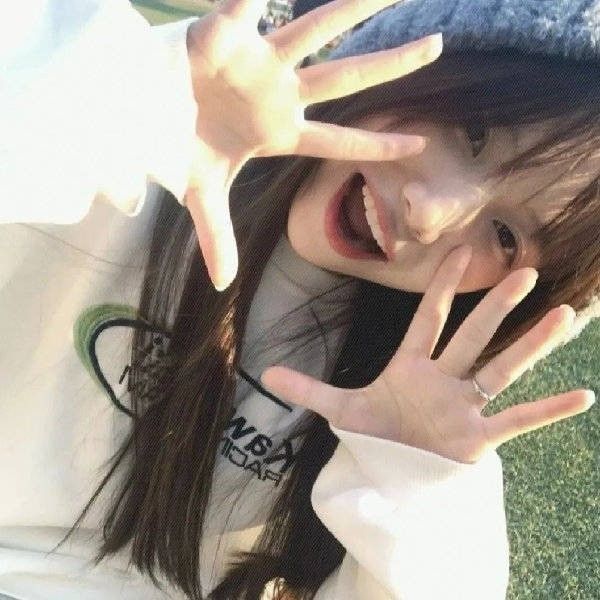 Gai Xinh Cute - Áo Hoodie