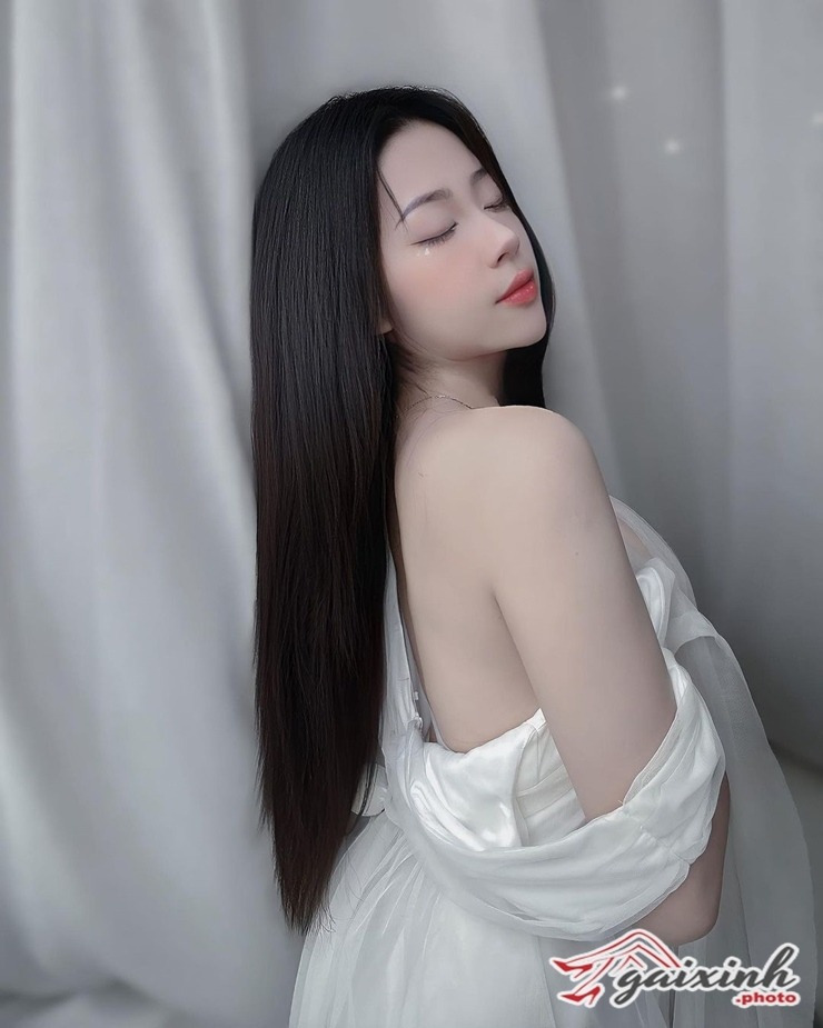 gai-xinh-trung-quoc-coi-do_clean