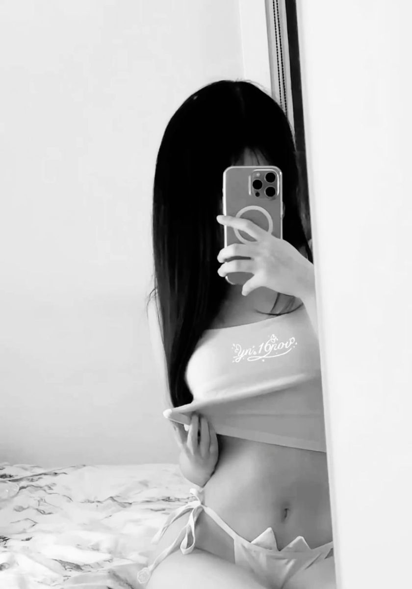 Gai Xinh Mac Bikini