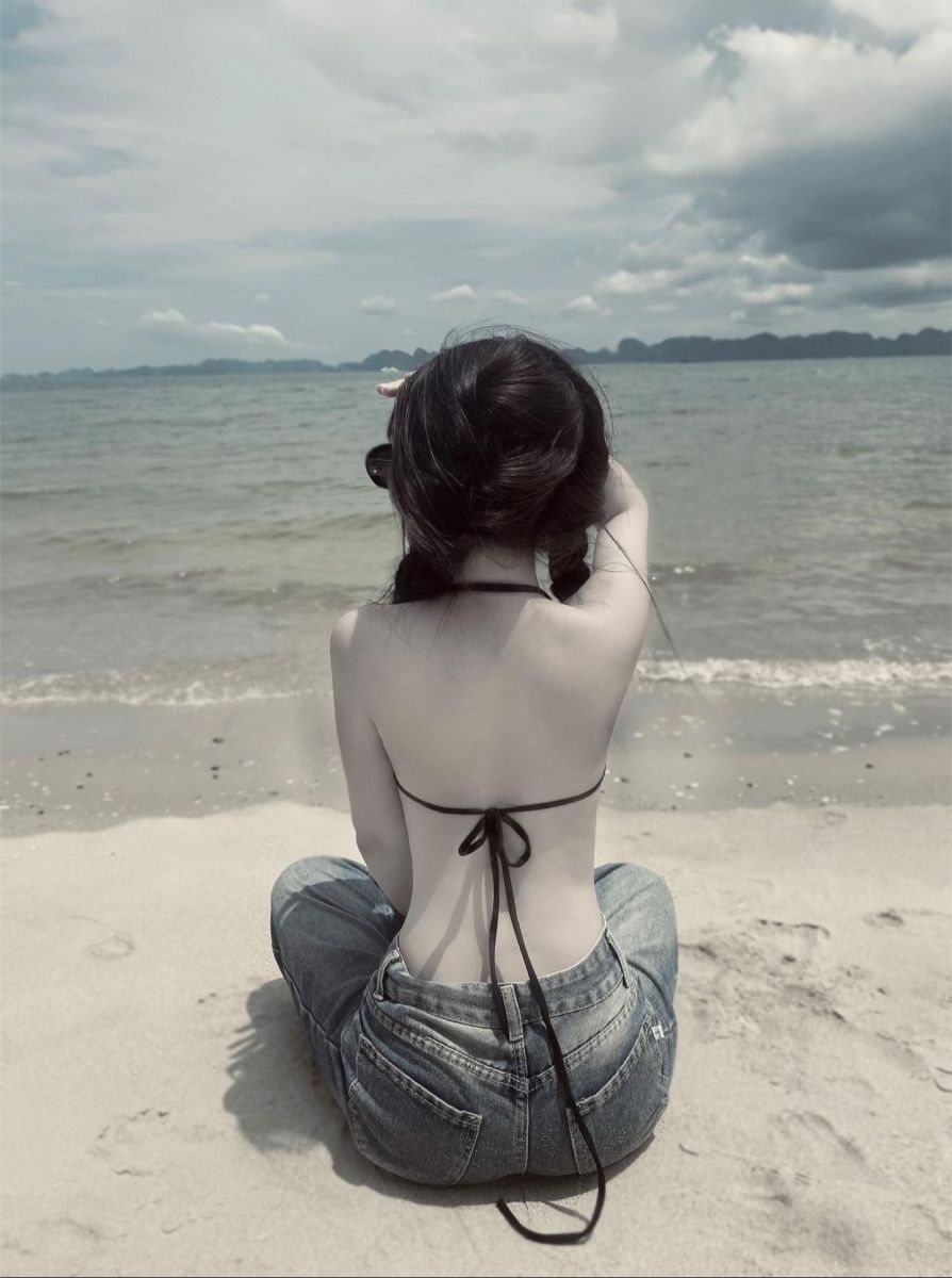 Gai Xinh Mac Bikini