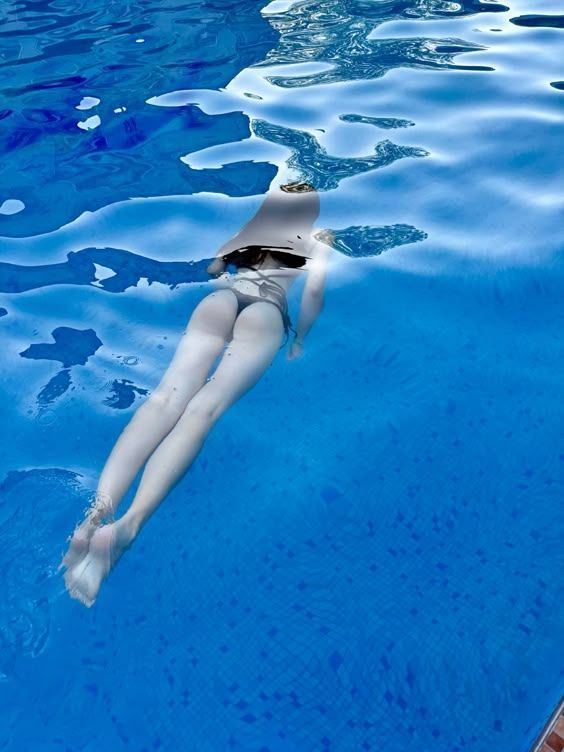 Gai Xinh Mac Bikini