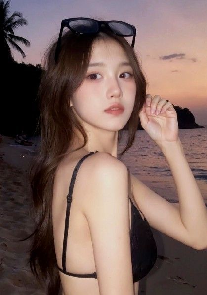 Gai Xinh Mac Bikini