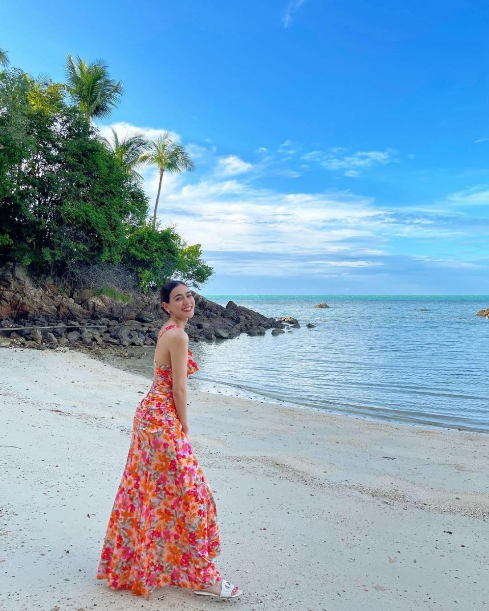 Gai Xinh Mac Bikini - Bãi Biển