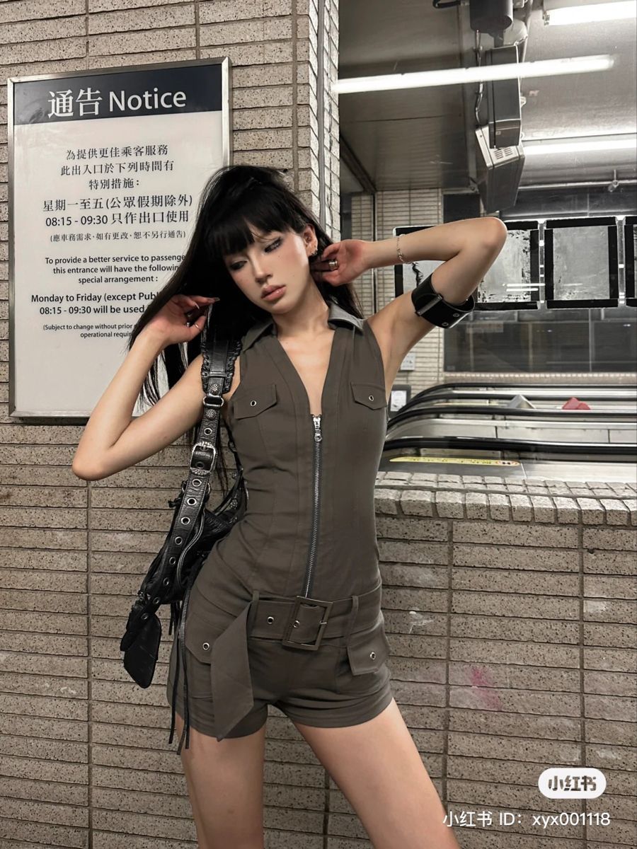 Gai Xinh Mac Bikini - Đồ Bộ