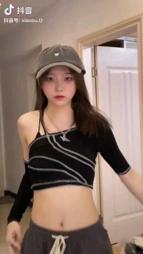 Ảnh gái xinh mặc áo croptop và bikini đẹp