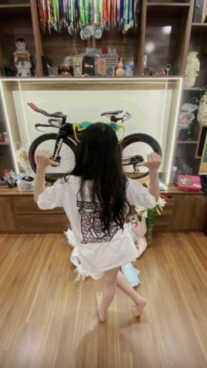 Gái xinh 2k12 và những khoảnh khắc đẹp bên xe đạp