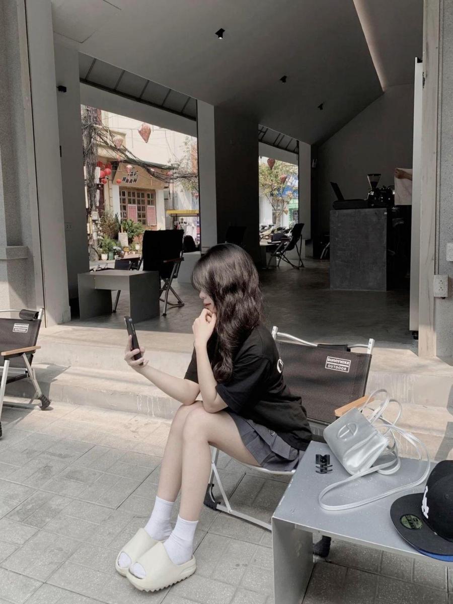 Ảnh gái xinh mặc chân váy đẹp