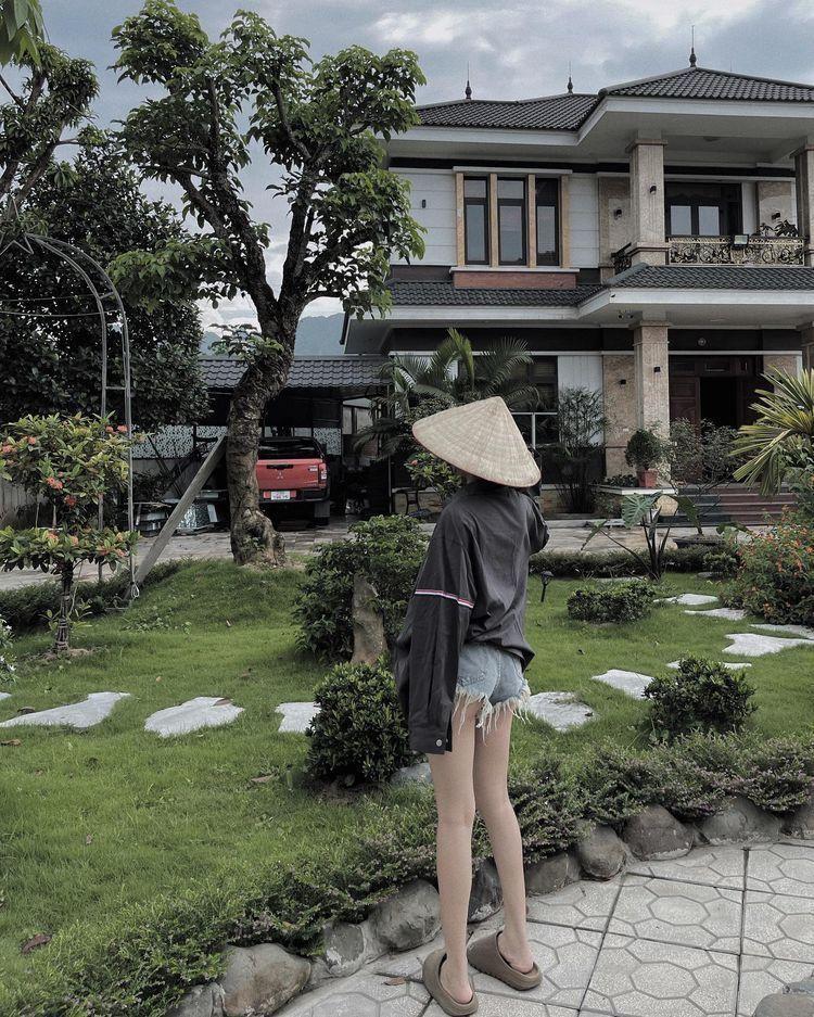 Gái Xinh Mặc Váy Đẹp Trong Hình Ảnh Gái