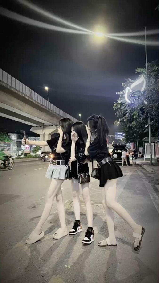 Gái xinh chat trong bộ bikini gái xinh đẹp