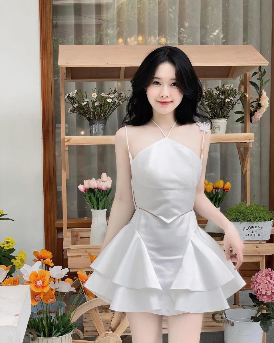 Gái xinh 2k8 và 2k9 trong thời trang sắc đẹp