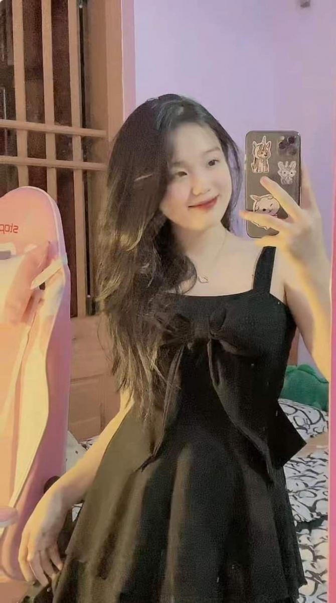 Ảnh gái xinh mặc váy ngắn đẹp nhất