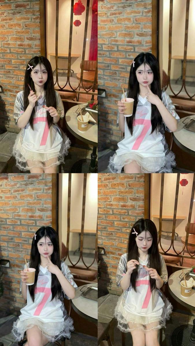 Ảnh gái xinh buồn với body đẹp và cosplay chất