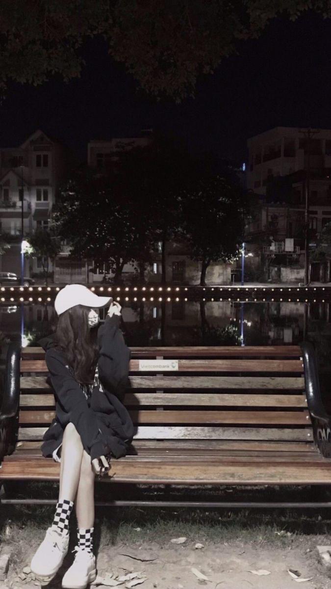 Em Gái Đẹp Trong Đêm, Gái Đẹp