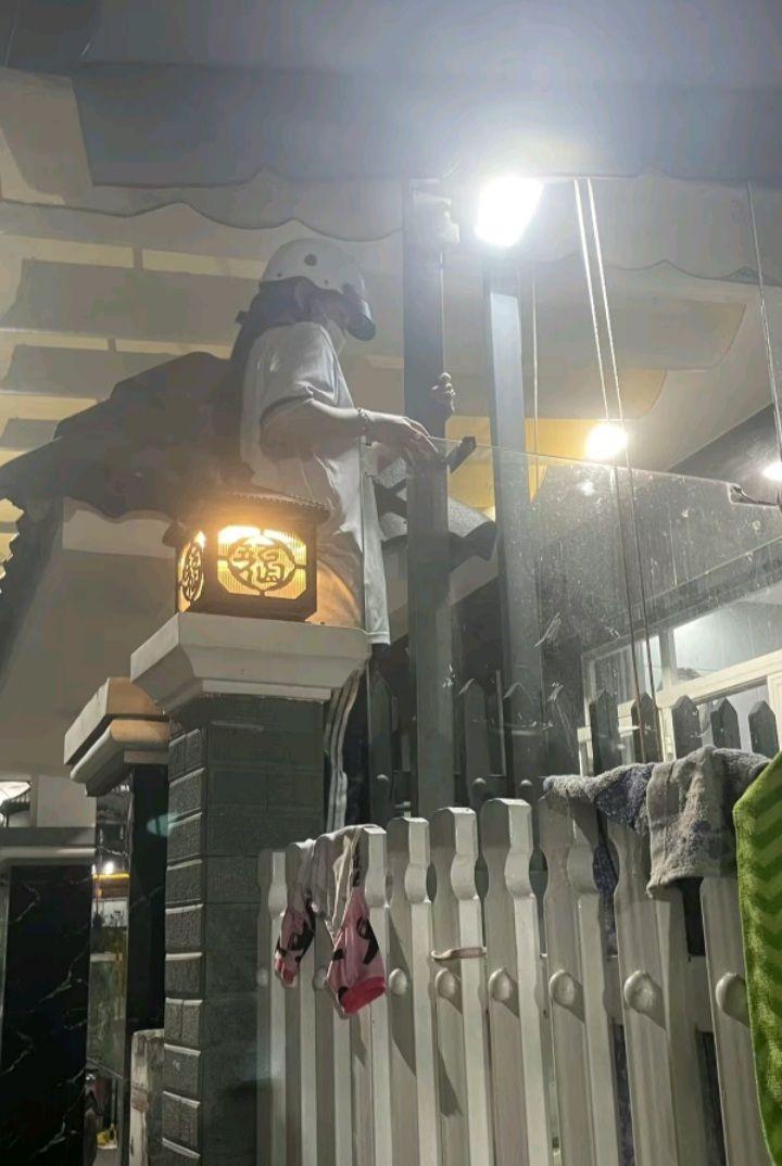 Gái xinh 2k10 và gái xinh 2k11 tỏa sáng trong ánh chiều