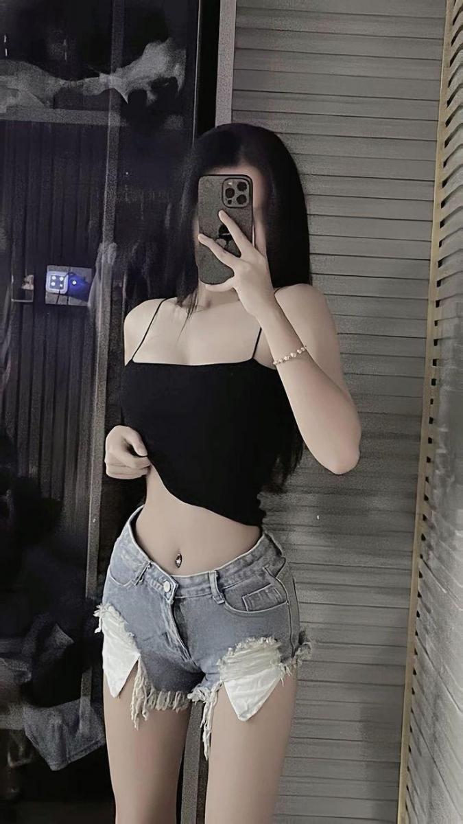 Gái Đẹp Khoe Hàng Trong Bộ Bikini