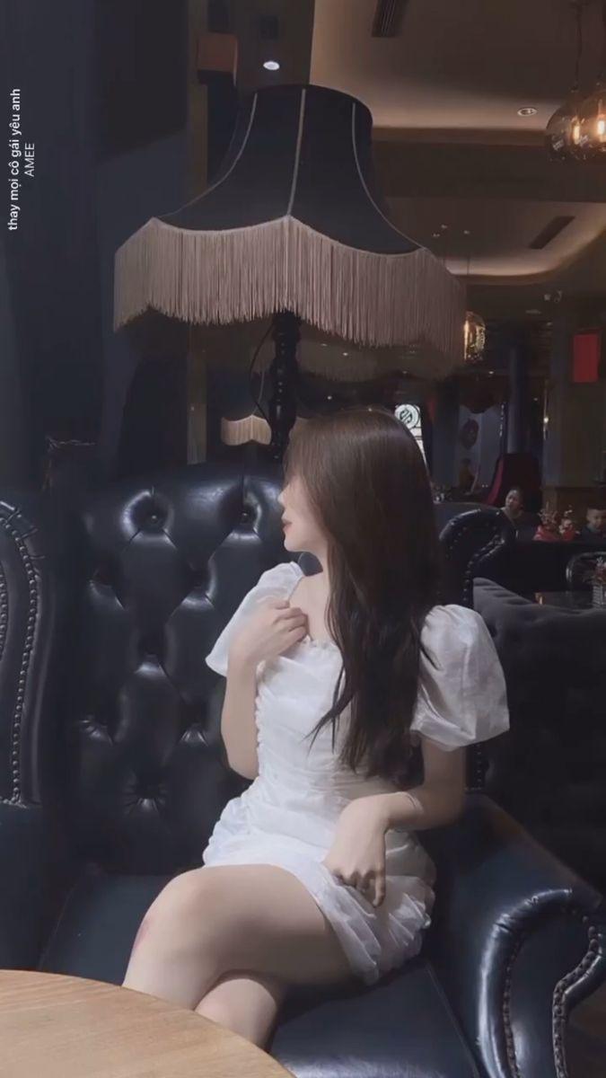 Gái xinh tóc ngang vai và tóc ngắn sexy