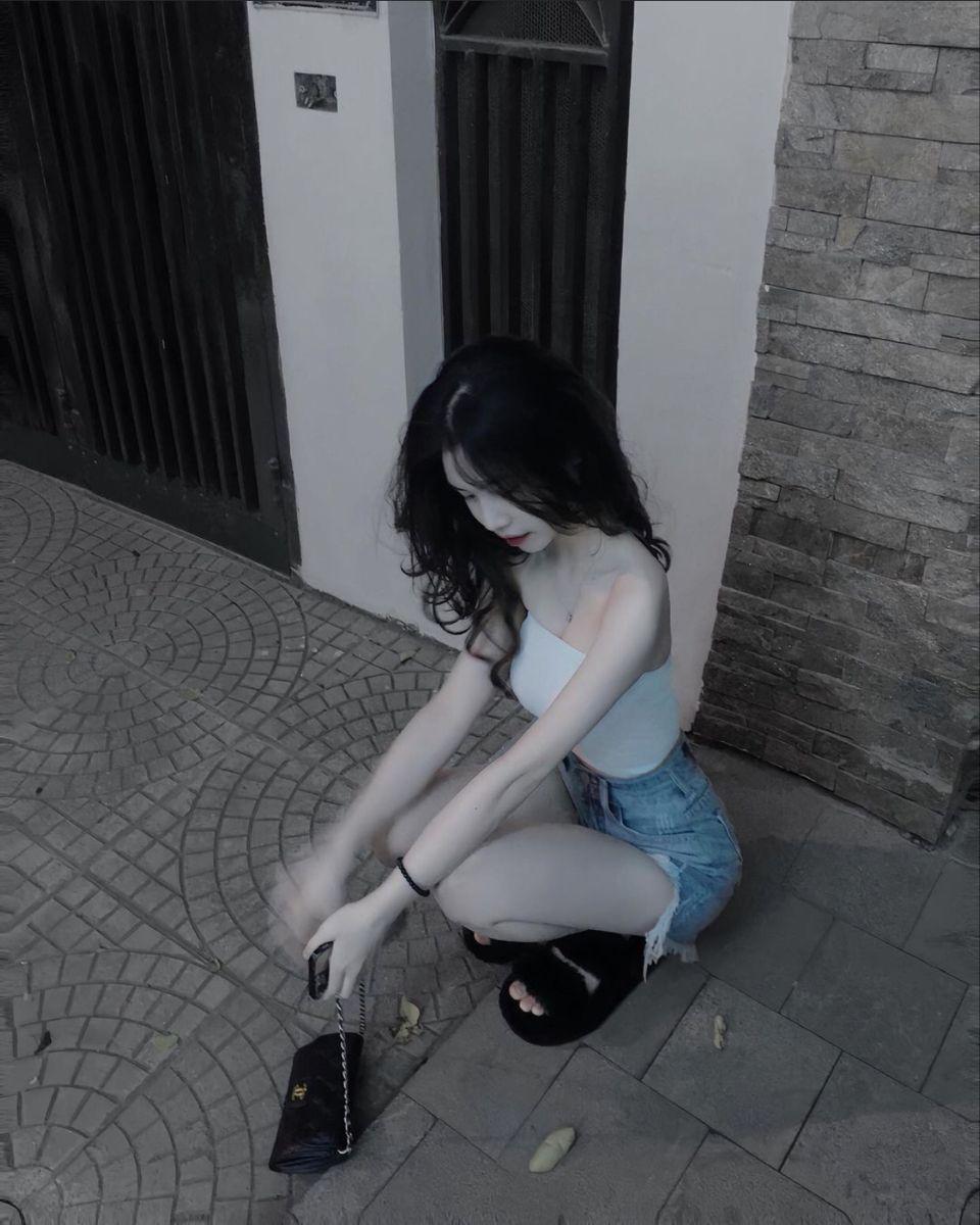 Gái xinh đùi to tóc đen - Người mẫu gái xinh