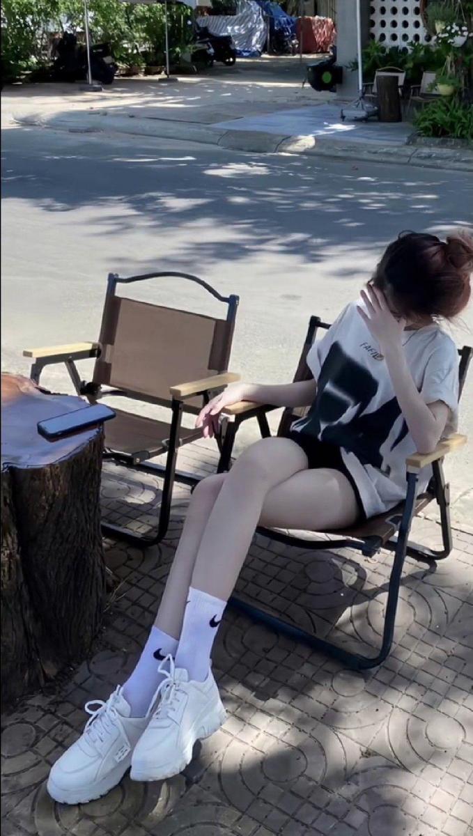 Gái Xinh Chân Gái Đẹp Ngực To Thời Trang
