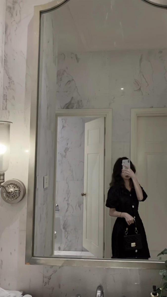 Gương thiết kế nội thất cho anh gái xinh đẹp