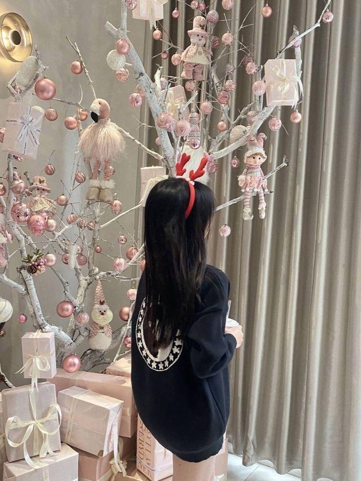 Ảnh gái xinh tự nhiên với ngực to hồng