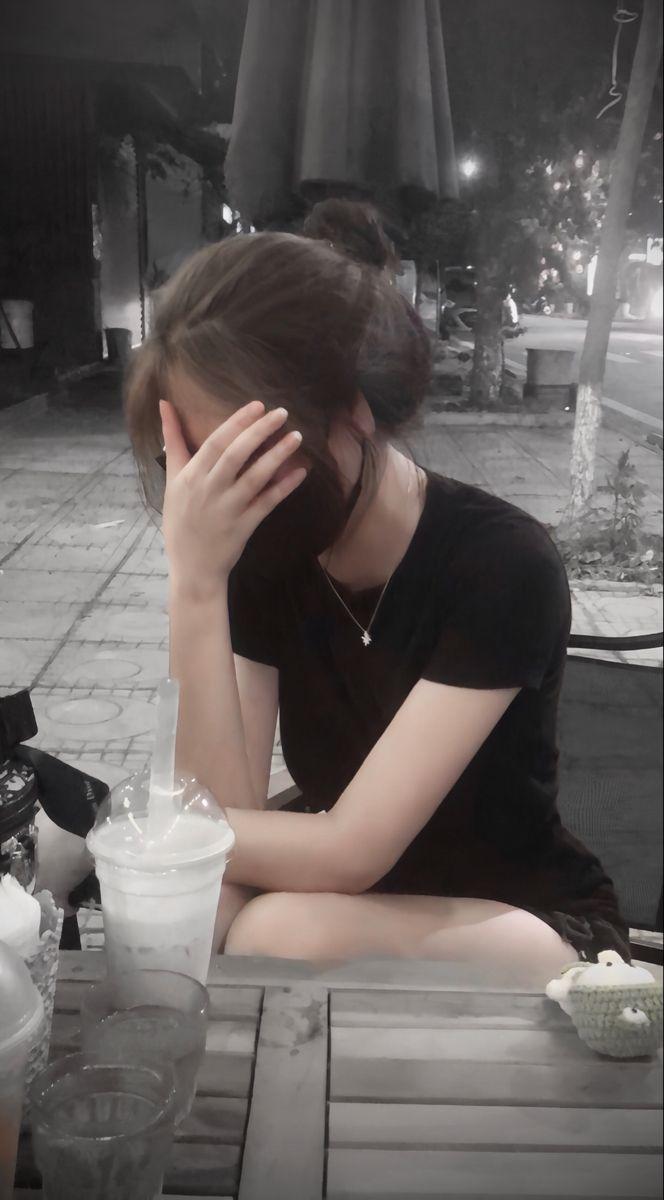 Ảnh Gái Xinh Hút Thuốc Sexy