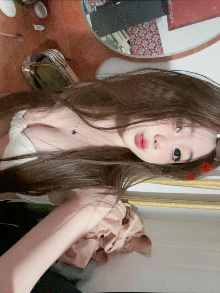 Gái cute tóc dài và gái xinh chân dài trong ảnh đẹp