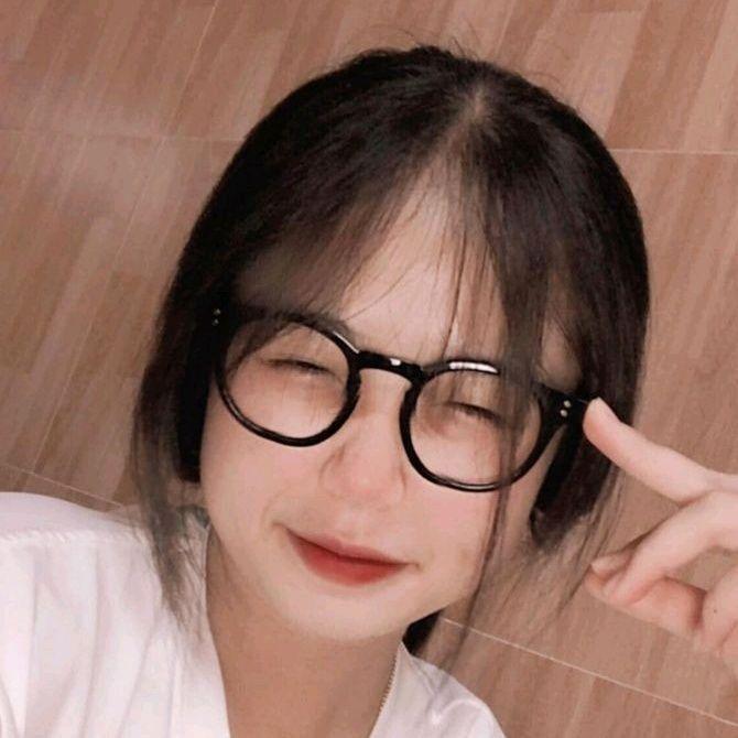 Ảnh gái xinh đeo kính thời trang đẹp