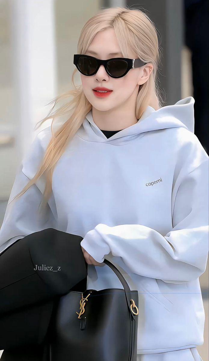 Ảnh mặt gái đẹp đeo mắt kính xinh cute