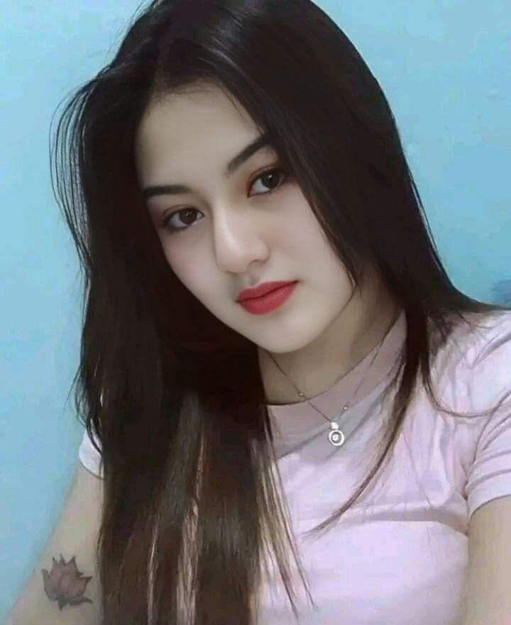 Gái Xinh Khoe Vòng 1 Trong Bikini