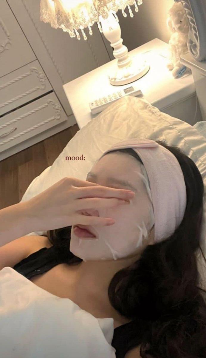 Gái Xinh Mỹ Ngực To Lông Mi