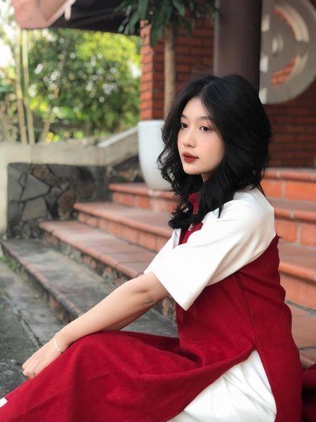 Gái xinh Vú to đẹp trong áo sắc màu