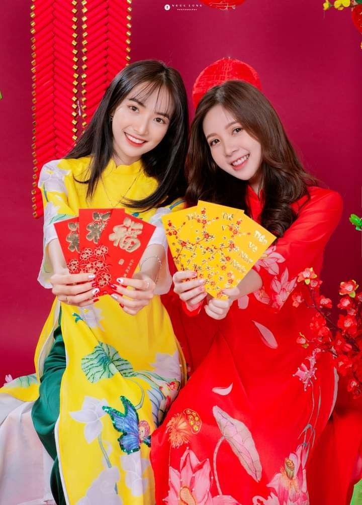 Gái xinh 2009 và nụ cười hạnh phúc