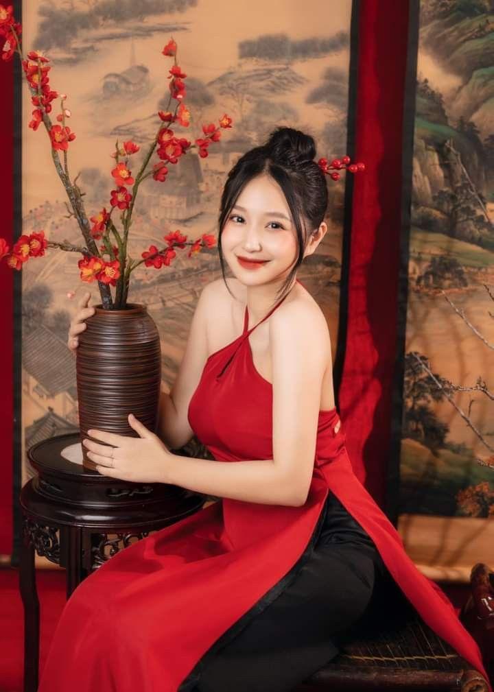 Gái Xinh Hàng