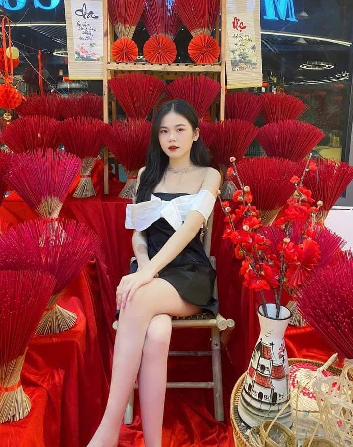 Ảnh gái Hàn xinh trong bộ trang phục hồng